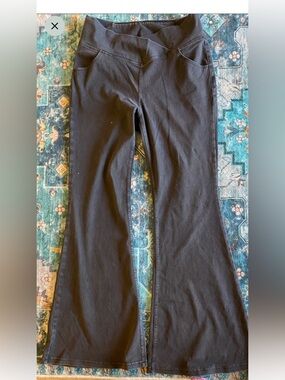 NWOT stretchy flare jeans